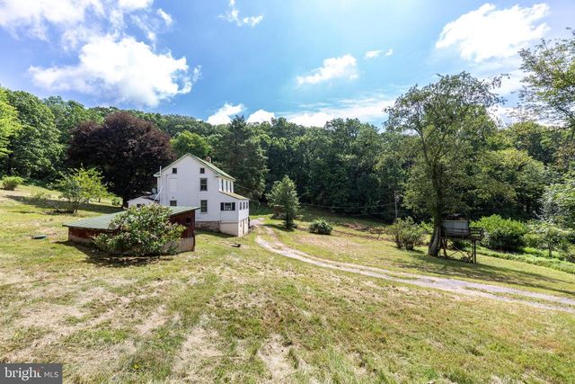 2685 DAY SPRING DR, Hampstead, MD 21074