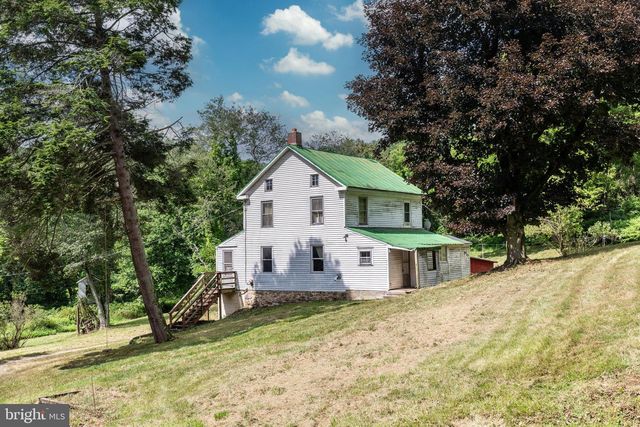 2685 DAY SPRING DR, Hampstead, MD 21074