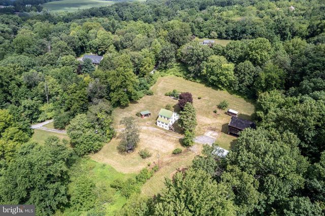 2685 DAY SPRING DR, Hampstead, MD 21074