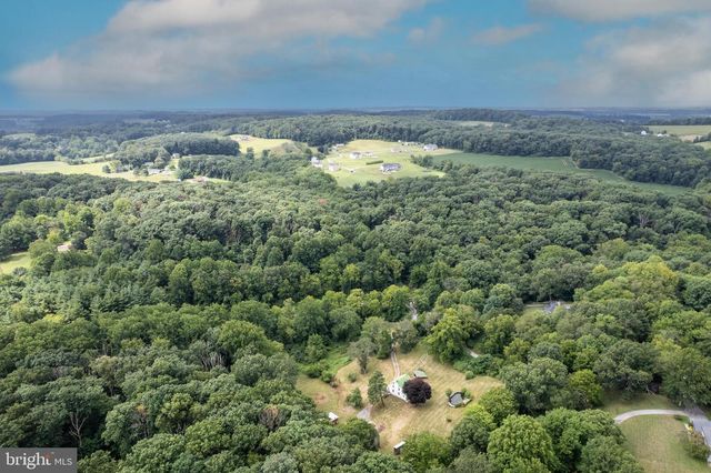 2685 DAY SPRING DR, Hampstead, MD 21074