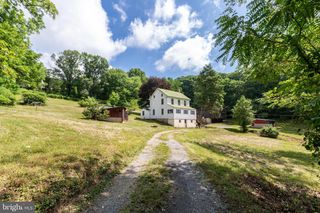 2685 DAY SPRING DR, Hampstead, MD 21074