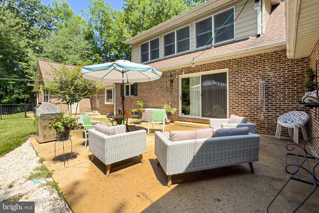 12905 WESTBROOK DR, Fairfax, VA 22030