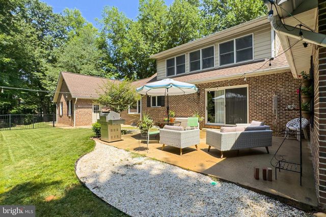12905 WESTBROOK DR, Fairfax, VA 22030