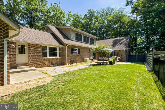 12905 WESTBROOK DR, Fairfax, VA 22030