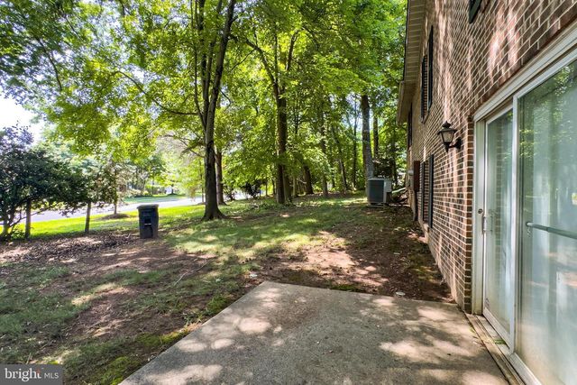 12905 WESTBROOK DR, Fairfax, VA 22030