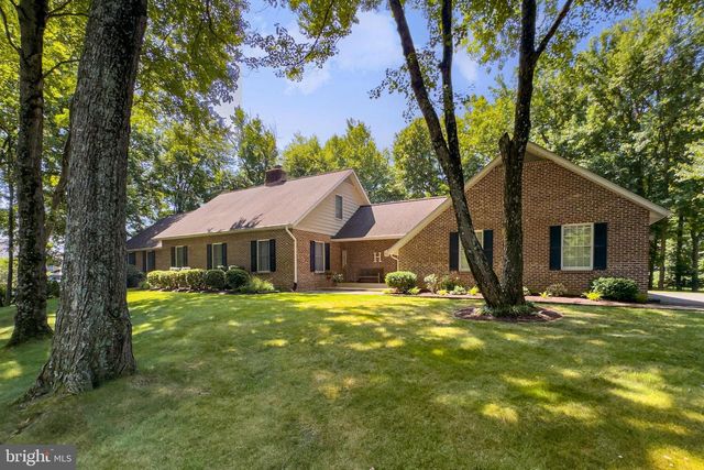 12905 WESTBROOK DR, Fairfax, VA 22030