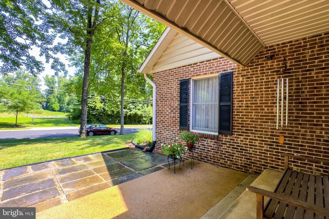 12905 WESTBROOK DR, Fairfax, VA 22030