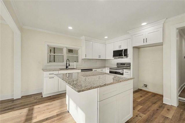 882 Hall Street, Atlanta, GA 30318