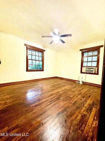 3148 Sylvester Drive, Jackson, MS 39212