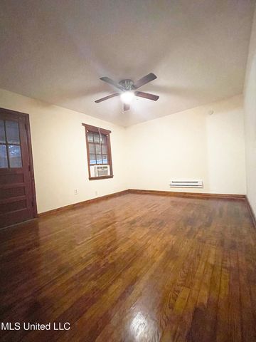 3148 Sylvester Drive, Jackson, MS 39212