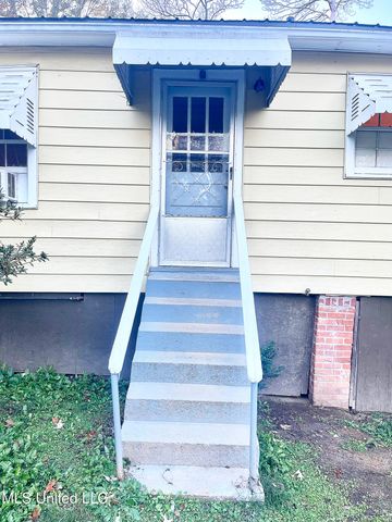 3148 Sylvester Drive, Jackson, MS 39212