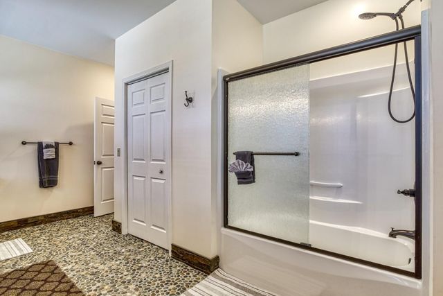 810 Oakley Way, Gatlinburg, TN 37738