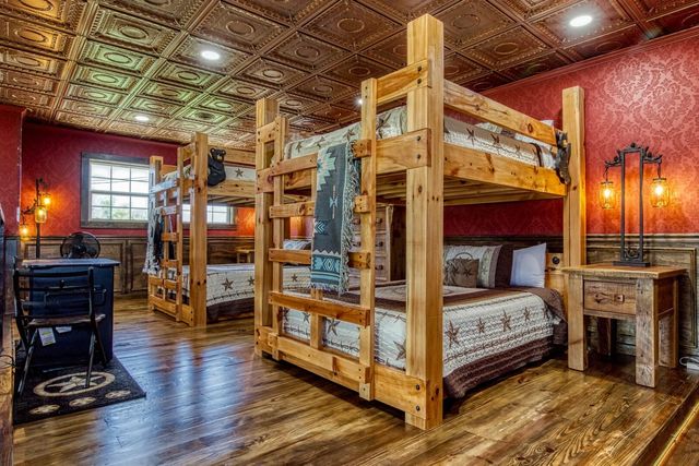 810 Oakley Way, Gatlinburg, TN 37738