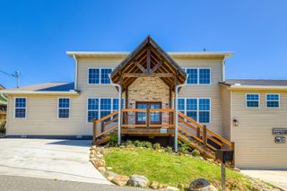 810 Oakley Way, Gatlinburg, TN 37738