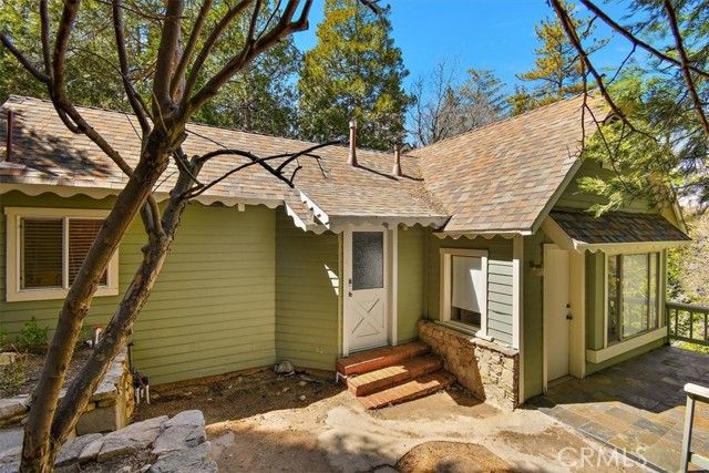 26432 Lake Forest Drive, Twin Peaks, CA 92391