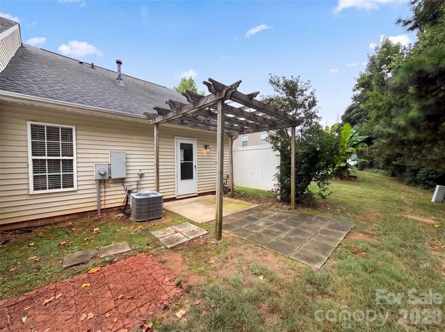 946 Olde Towne Way, Rock Hill, SC 29732