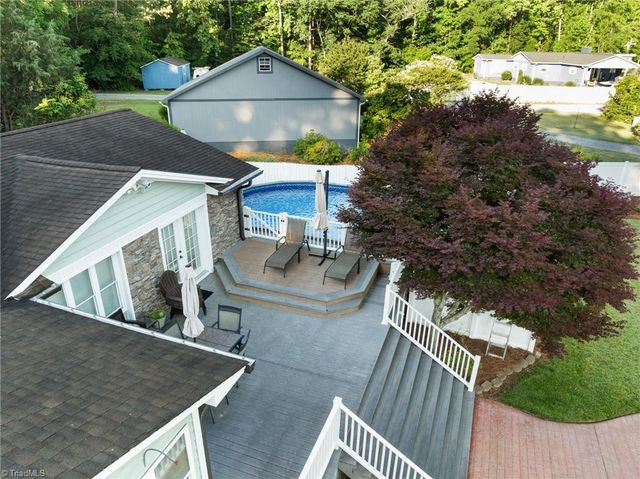 851 Holloway Church Road, Lexington, NC 27292