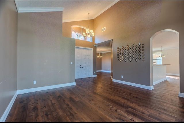 19431 SW 2nd St, Pembroke Pines, FL 33029