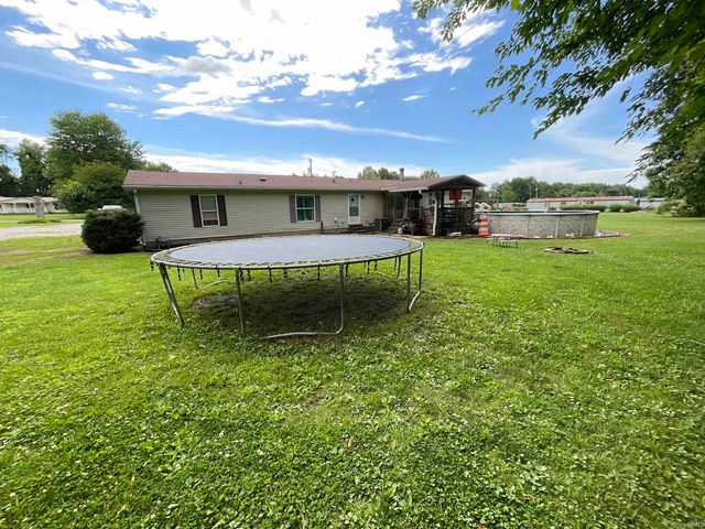 67 S Sunnyside Lane, Spencer, IN 47460