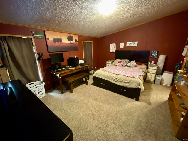 67 S Sunnyside Lane, Spencer, IN 47460