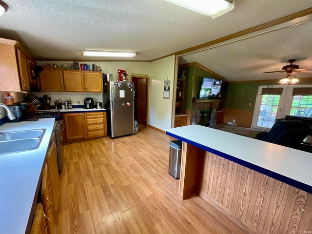 67 S Sunnyside Lane, Spencer, IN 47460