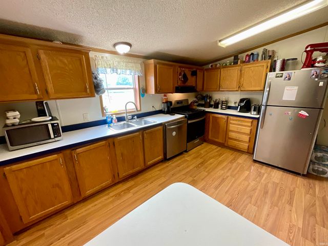 67 S Sunnyside Lane, Spencer, IN 47460