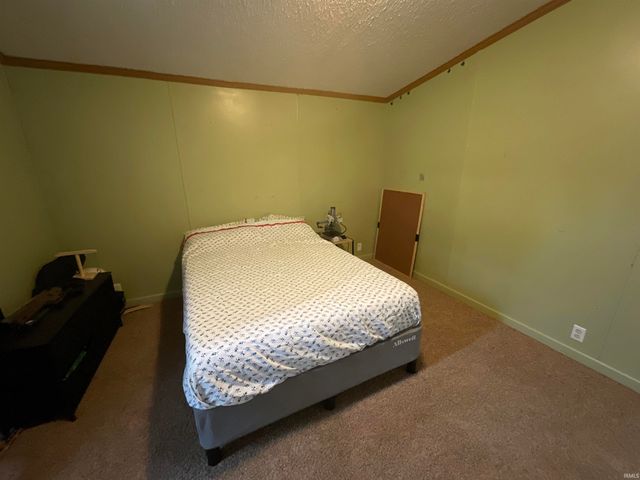 67 S Sunnyside Lane, Spencer, IN 47460