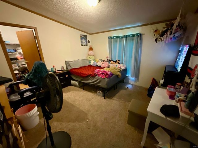 67 S Sunnyside Lane, Spencer, IN 47460