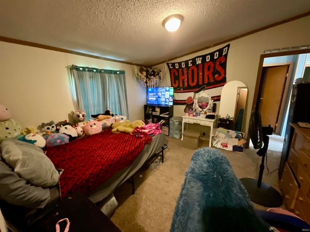 67 S Sunnyside Lane, Spencer, IN 47460