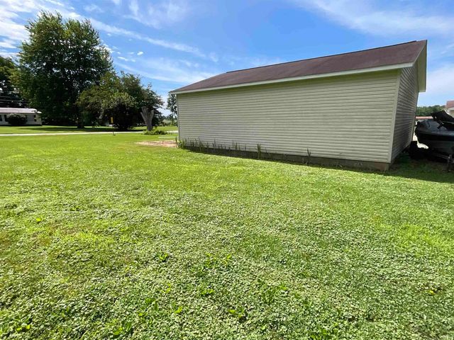 67 S Sunnyside Lane, Spencer, IN 47460