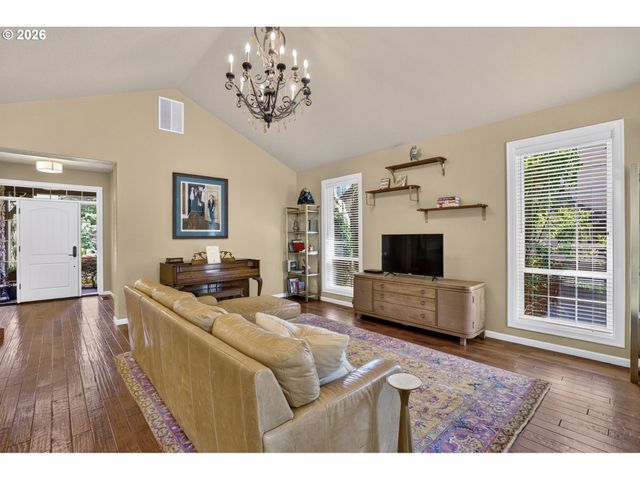 9129 Sw WEST HAVEN Dr, Portland, OR 97225