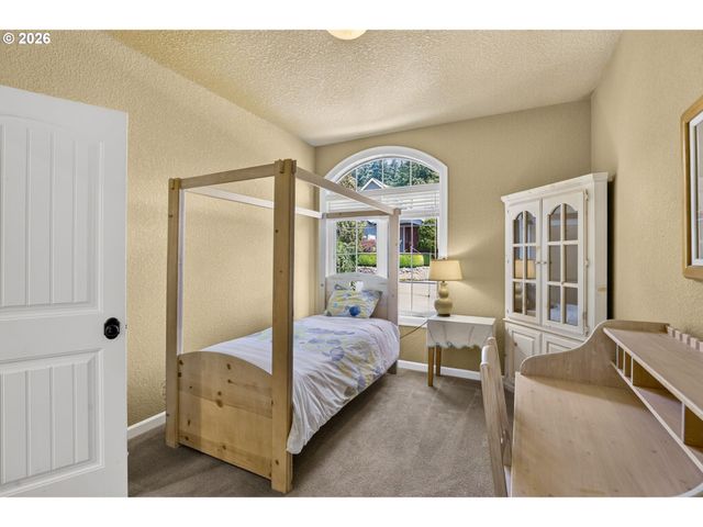 9129 Sw WEST HAVEN Dr, Portland, OR 97225