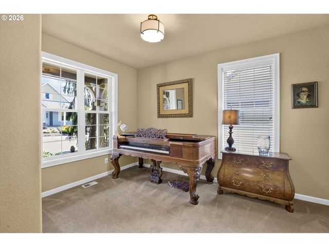 9129 Sw WEST HAVEN Dr, Portland, OR 97225