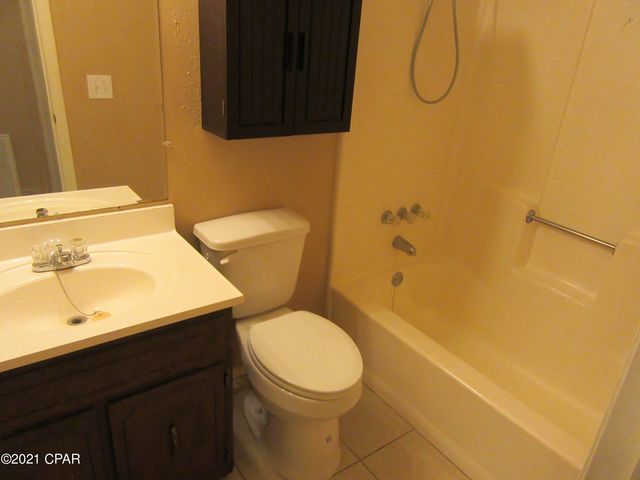 1104 W 19th Court D, Lynn Haven, FL 32444
