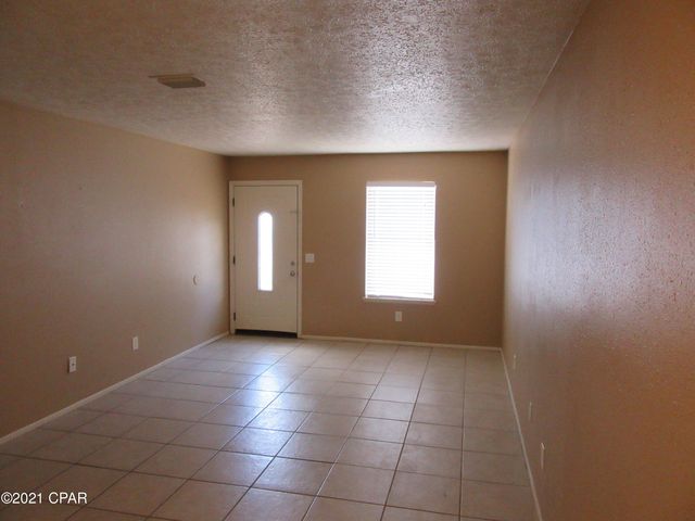 1104 W 19th Court D, Lynn Haven, FL 32444