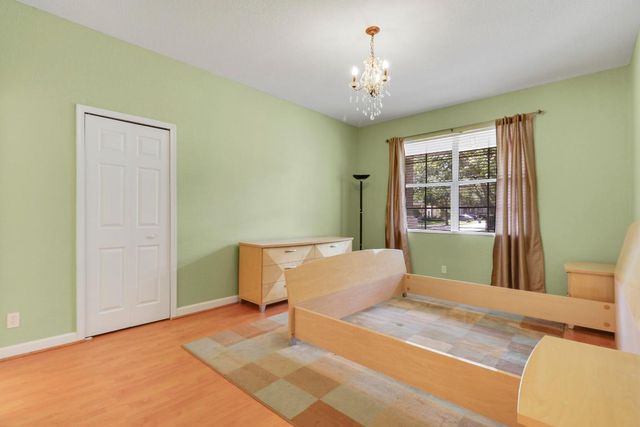 8217 Calterra Drive, Palm Beach Gardens, FL 33418