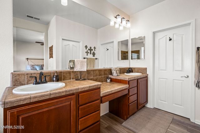 421 Alysheba Court, Reno, NV 89521