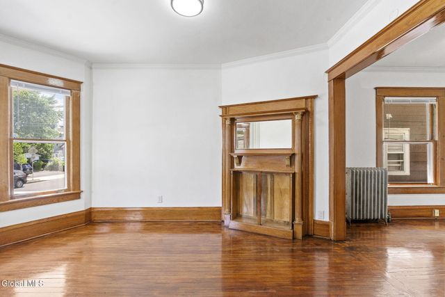 8 Stanwix Street, Albany, NY 12209