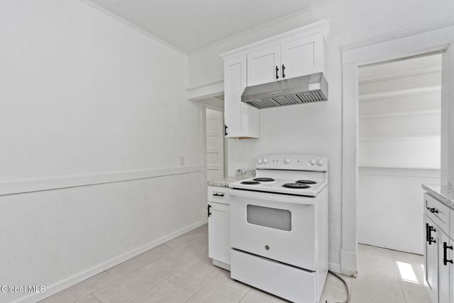 8 Stanwix Street, Albany, NY 12209