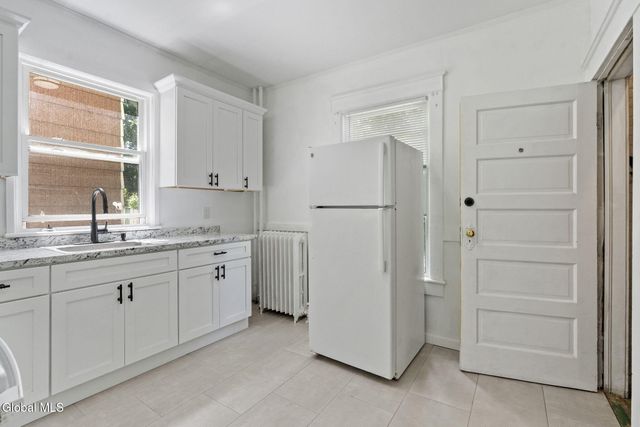 8 Stanwix Street, Albany, NY 12209