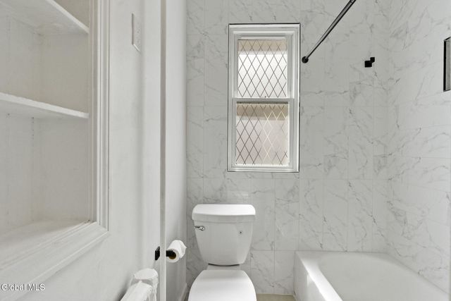 8 Stanwix Street, Albany, NY 12209