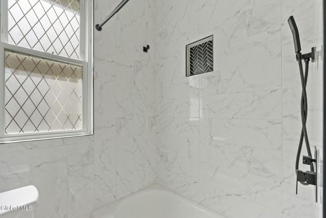 8 Stanwix Street, Albany, NY 12209