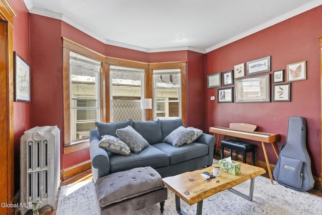 8 Stanwix Street, Albany, NY 12209