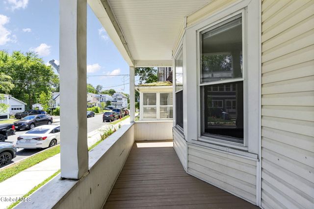 8 Stanwix Street, Albany, NY 12209