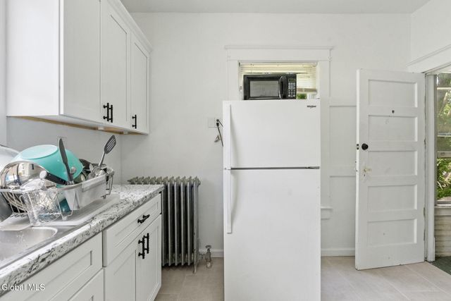 8 Stanwix Street, Albany, NY 12209