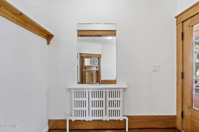 8 Stanwix Street, Albany, NY 12209