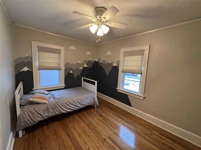 1420 Henderson Avenue, Des Moines, IA 50316