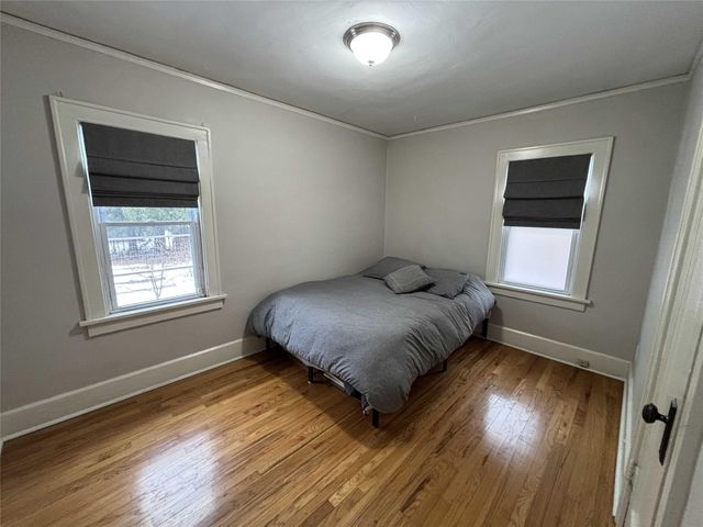 1420 Henderson Avenue, Des Moines, IA 50316