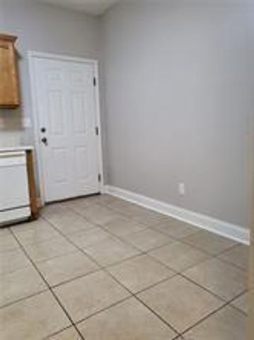 132 Bayou Sara Avenue 104-B, Saraland, AL 36571
