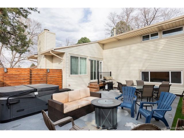 7497 W Cedar Cir, Lakewood, CO 80226